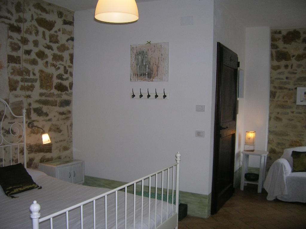 Agriturismo Caresto Carbonesca Exterior photo